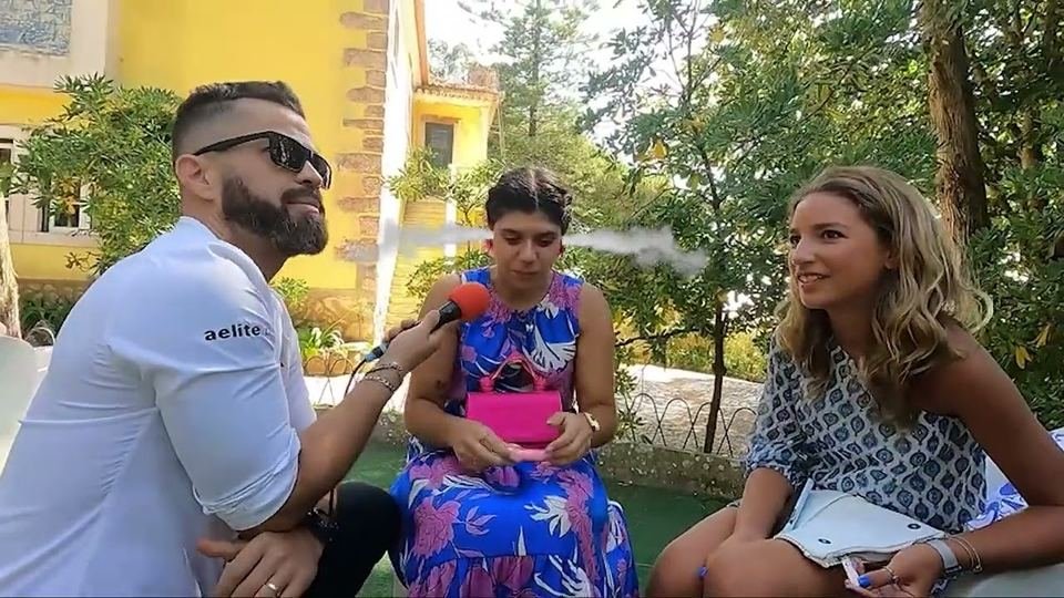 Tik Talk: entrevista cómica num casamento